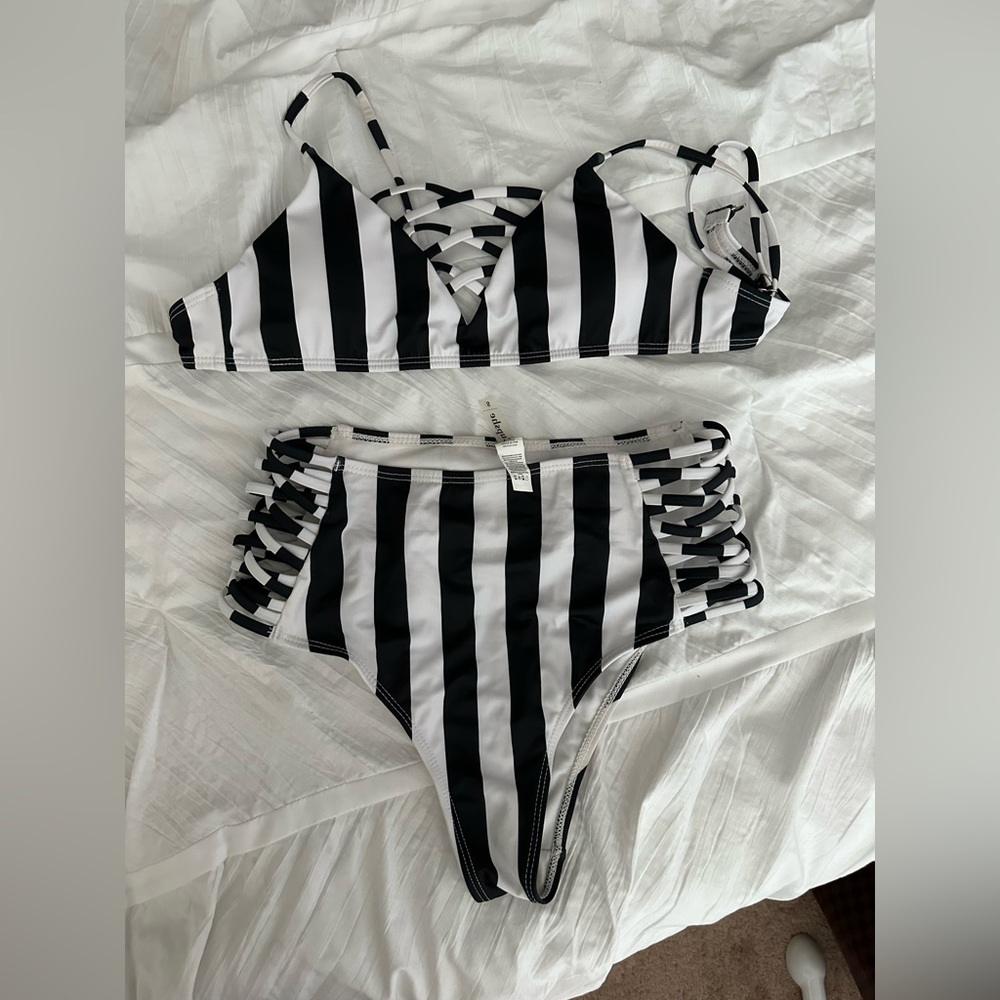 Cupshe high waisted bikini